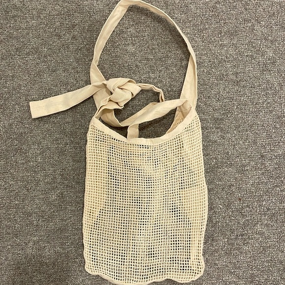 NWOT Mesh Carrying Tote Bag - Picture 3 of 5